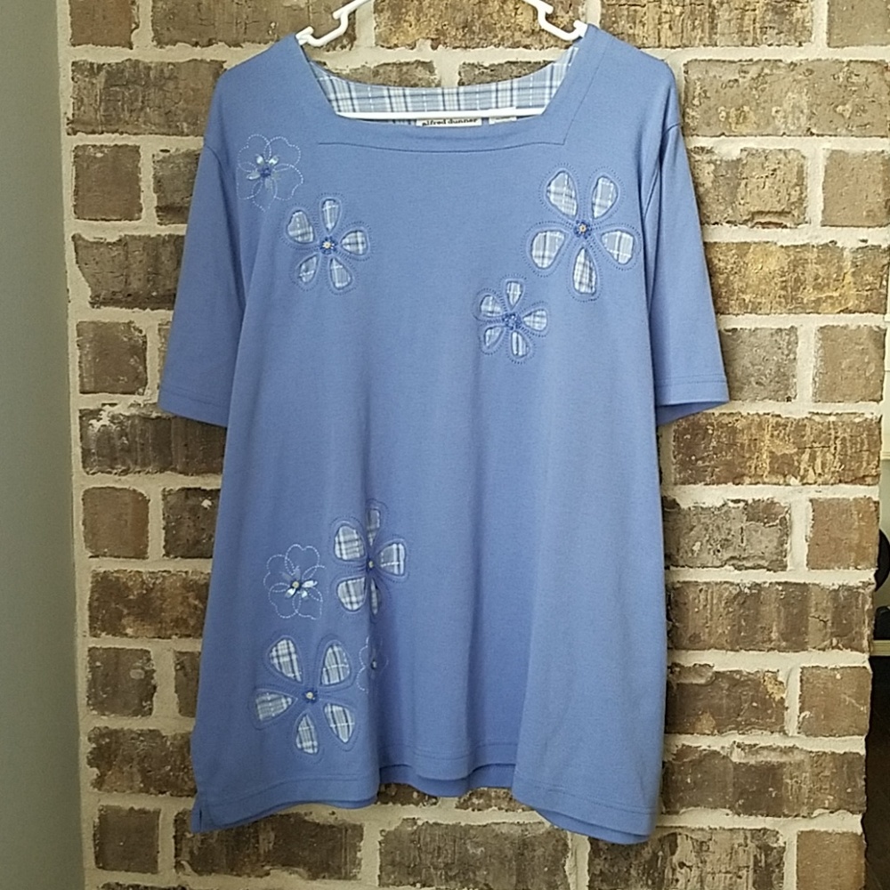 Alfred Dunner Blue Floral Top